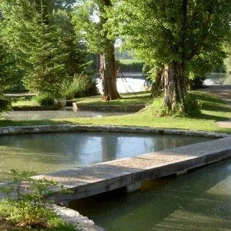 Moulin De Cocussotte Bed & Breakfast 3*